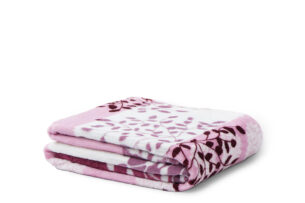 NEPETO, https://dev1-mda.konsimo.pl/kolekcja/nepeto/ Pled fioletowy/różowy/kremowy - zdjęcie