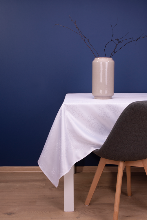 RODERI Obrus biały - zdjęcie 4